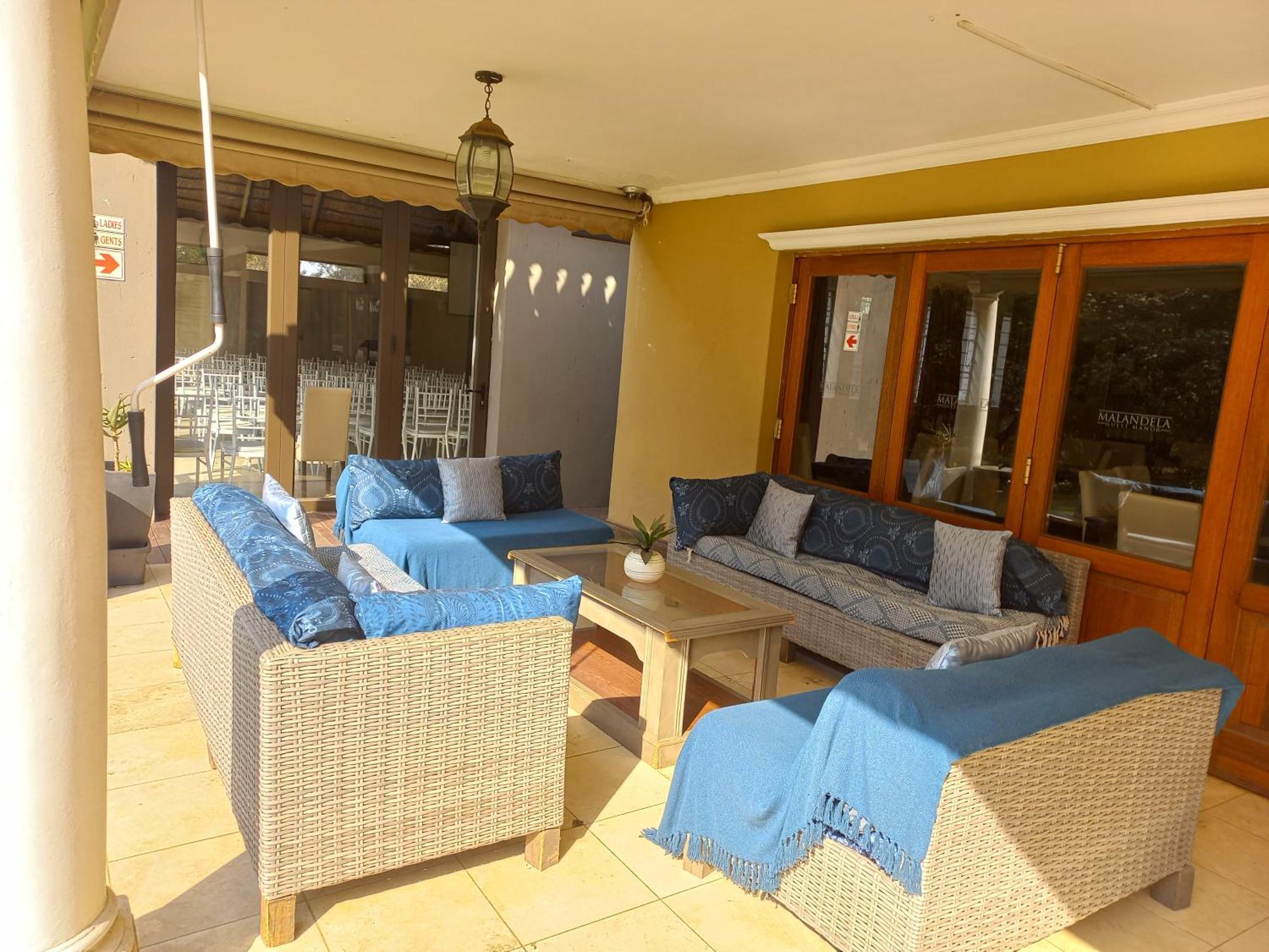 Or Tambo Guest House Kempton Park Exterior photo